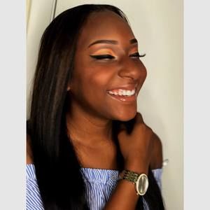 Meet your Posher, Brianna